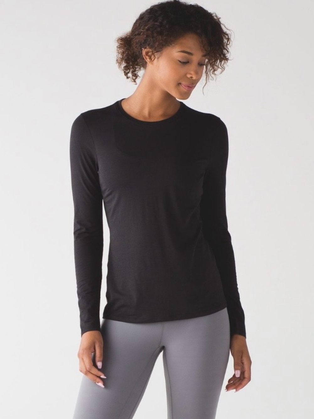 Lululemon Women's Long-Sleeve Crew Neck Top Black Sz Medium 8